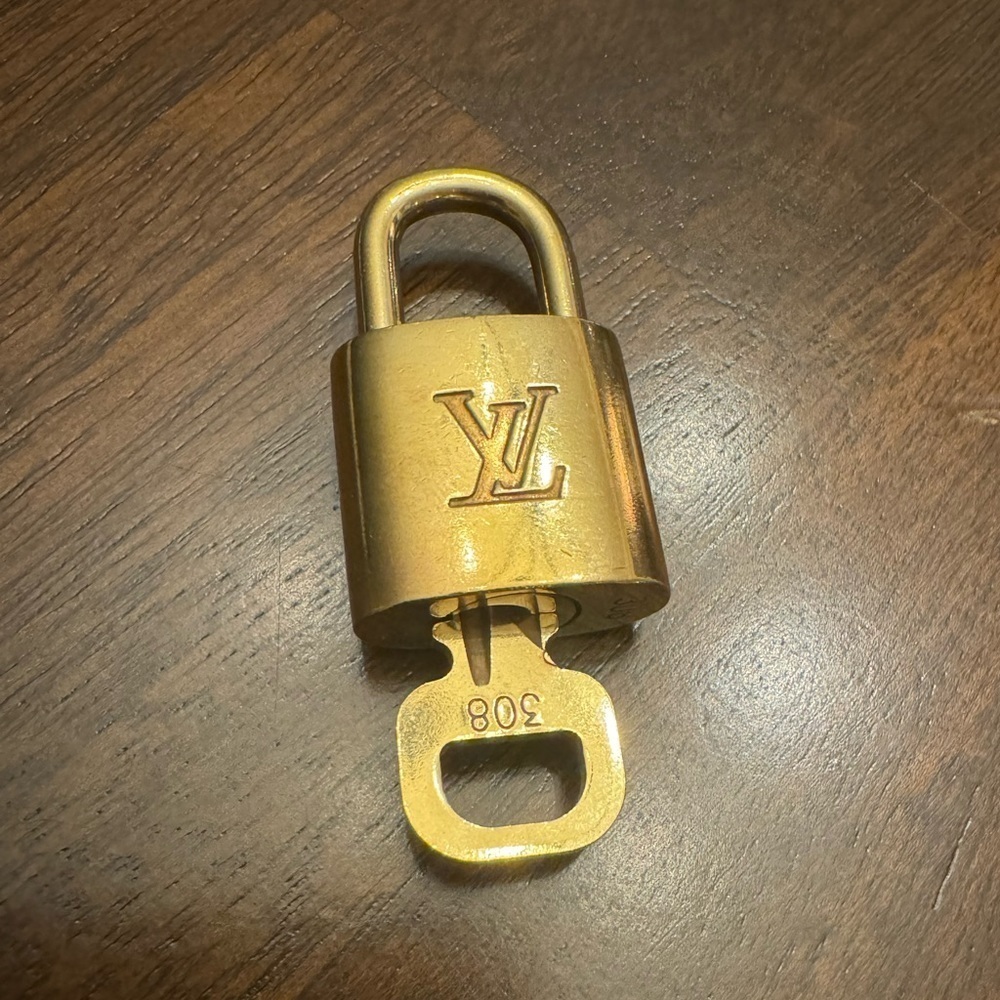 Authentic Louis Vuitton #308 Lock and Key